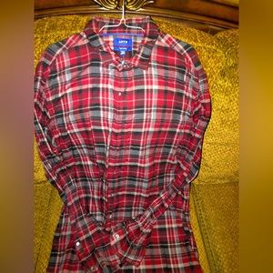Like new Men’s black and red flannel shirt